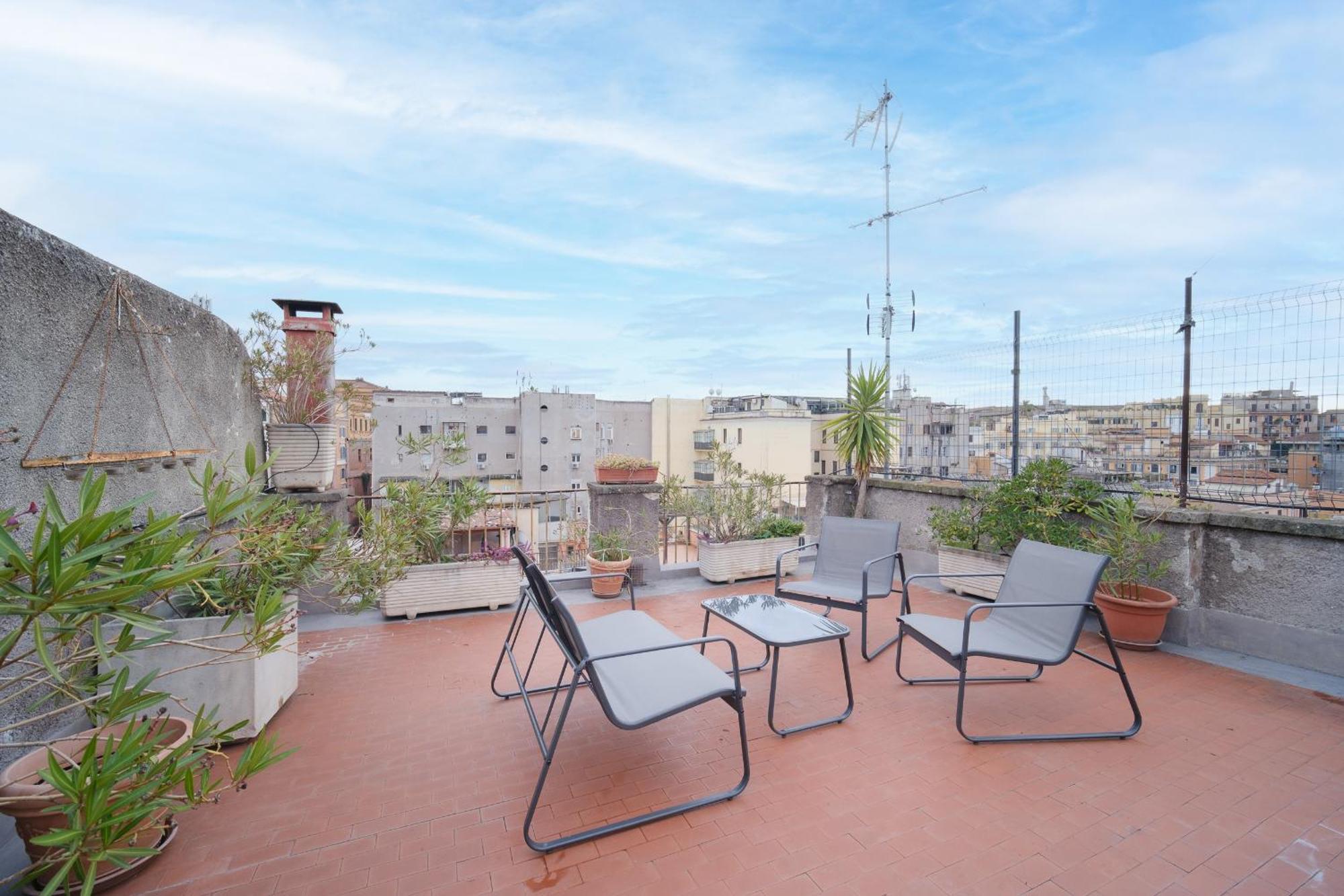 Apartment Monti's View By Buddyrent